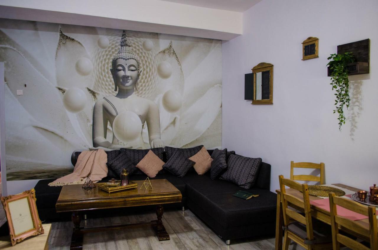 Nirvana Apartament Bucharest Exterior photo